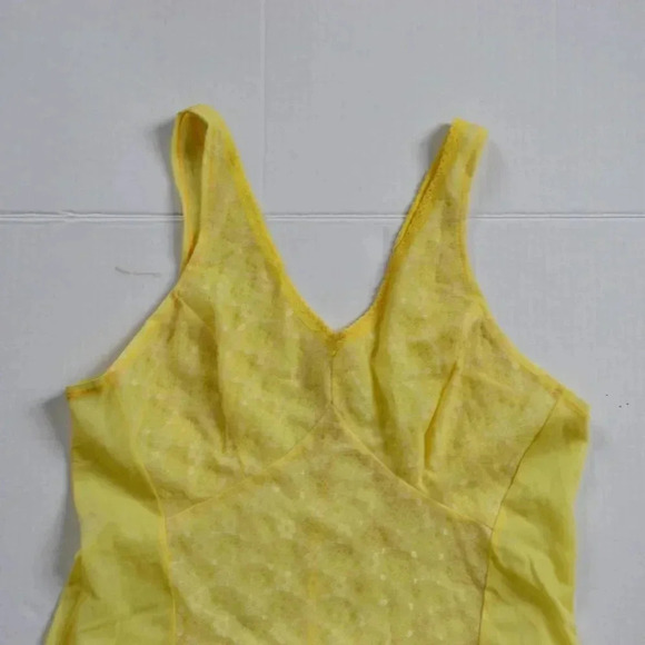 Vtg  Nightgown - Picture 4 of 10